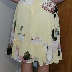 Danny and Nicoles yellow summer dress